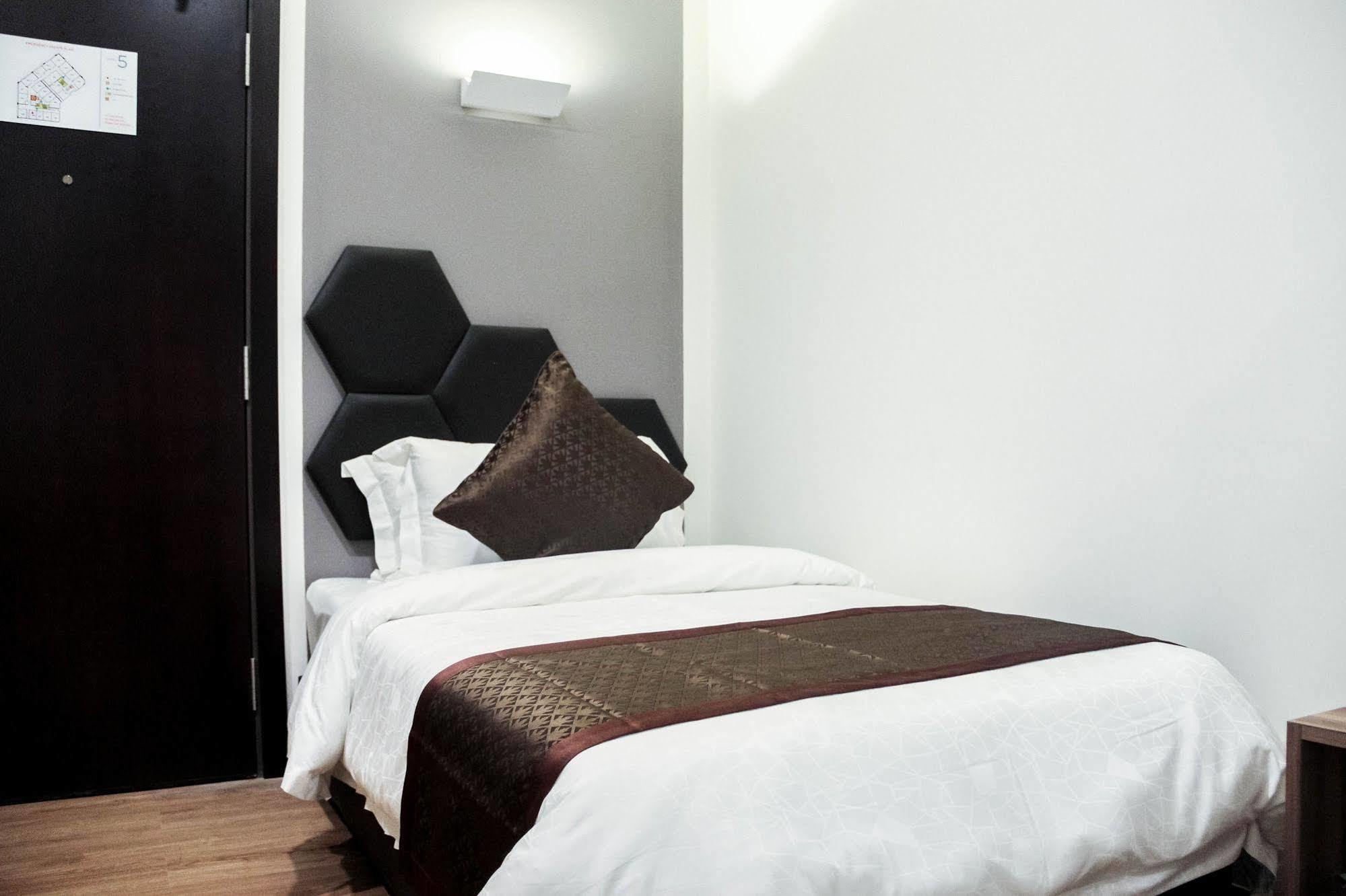 Memoire Hornbill Hotel Kuching Zewnętrze zdjęcie