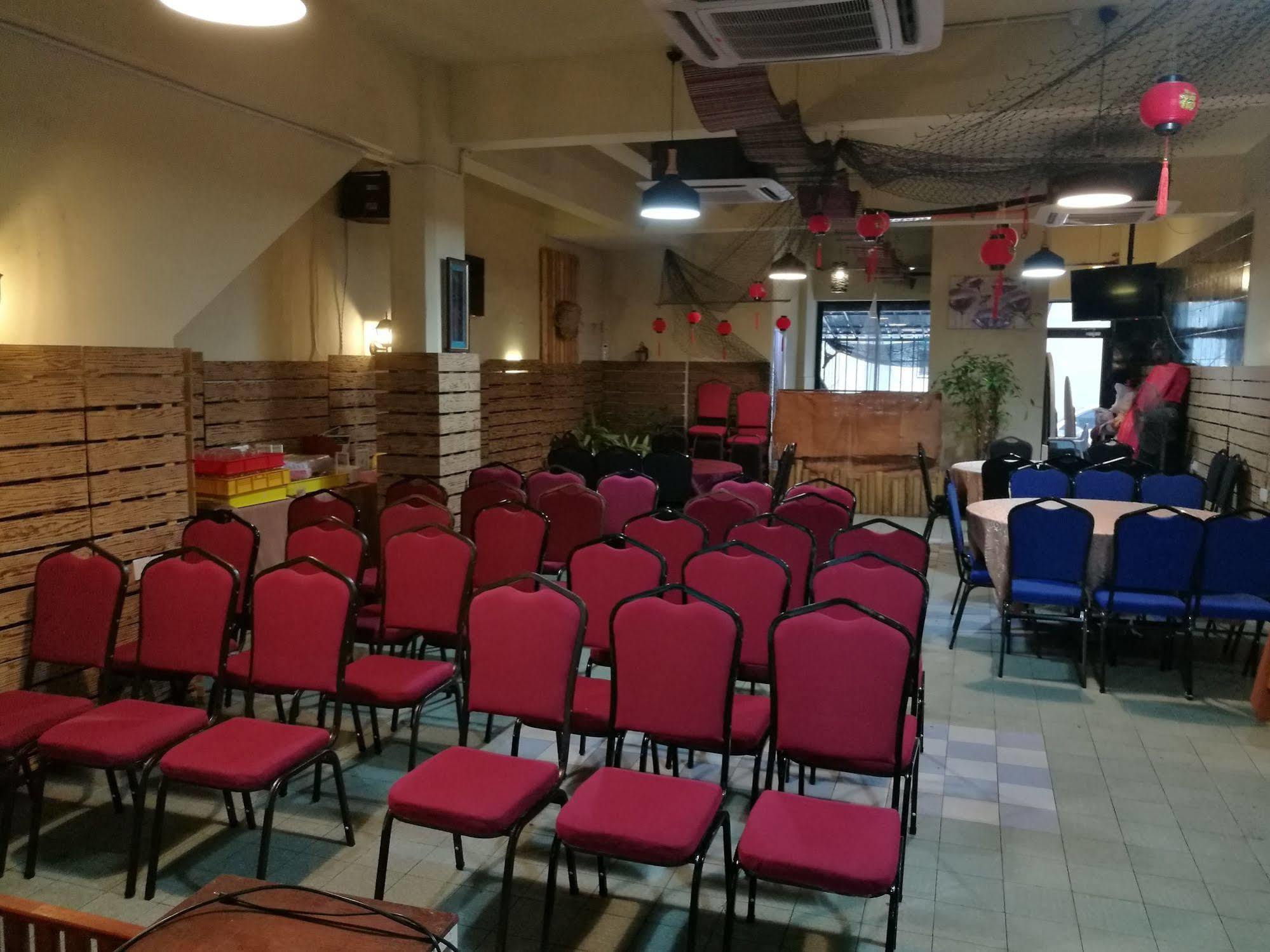 Memoire Hornbill Hotel Kuching Zewnętrze zdjęcie